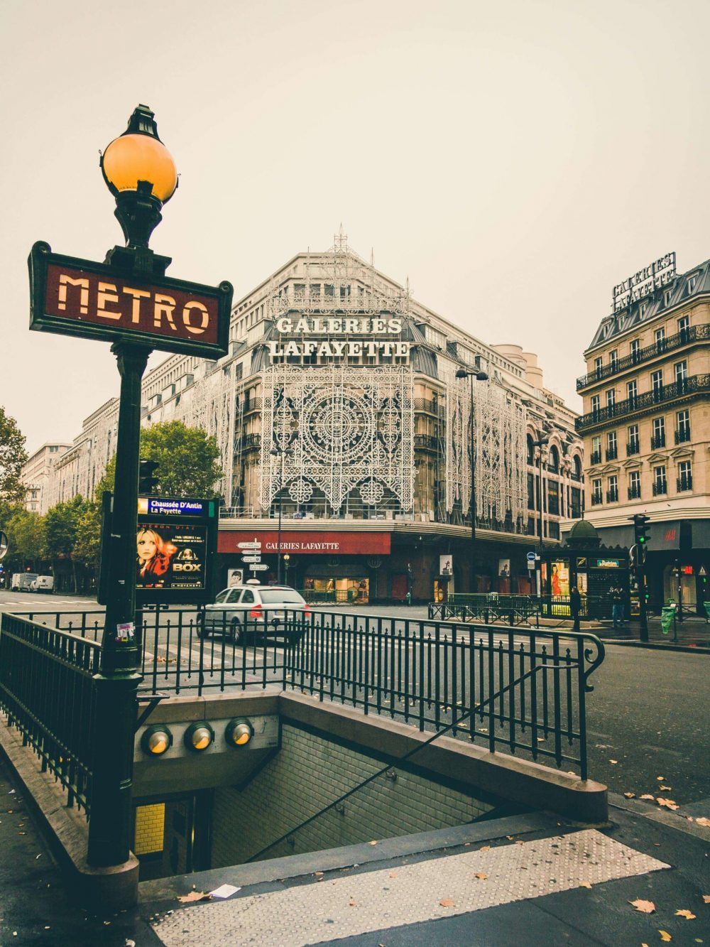 pexels-margerretta-548077